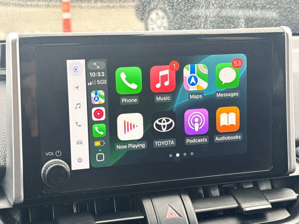 Used 2024 Toyota RAV4 LE image 21