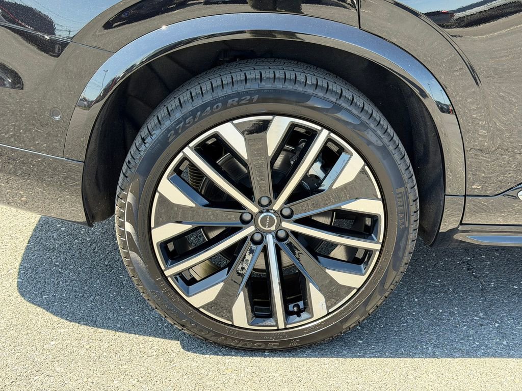 Certified 2026 Volvo XC90 T8 Ultra w/ Lounge Package AWD/4WD image 12