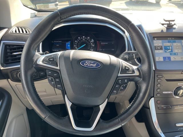 Used 2016 Ford Edge Titanium AWD/4WD image 37