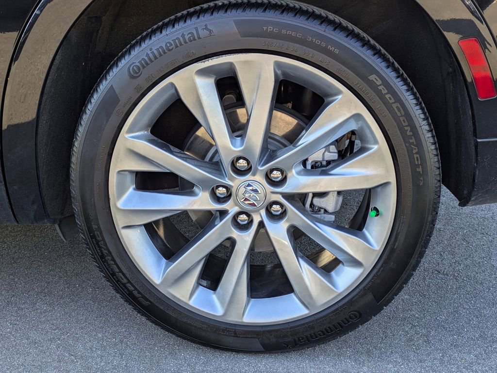 Used 2023 Buick Envision Avenir image 11