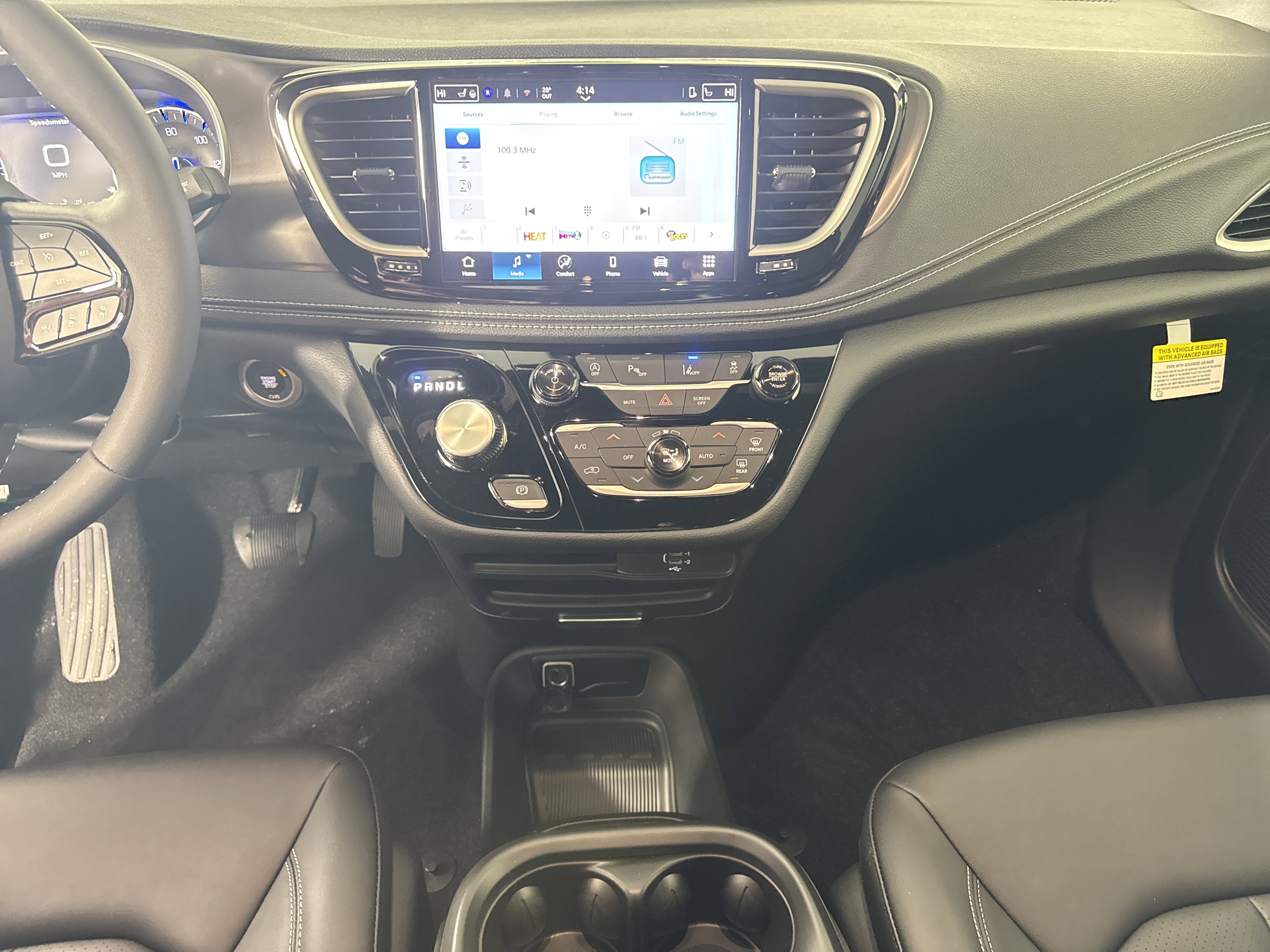 New 2026 Chrysler Pacifica Select w/ S Appearance Package image 22