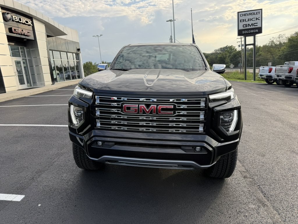 New 2026 GMC Canyon Denali AWD/4WD image 8