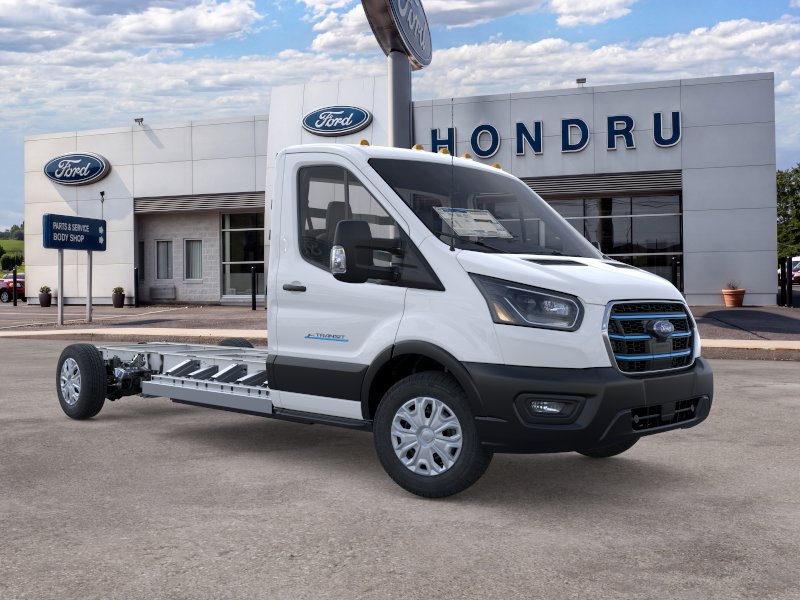 New 2025 Ford E-Transit RWD image 7