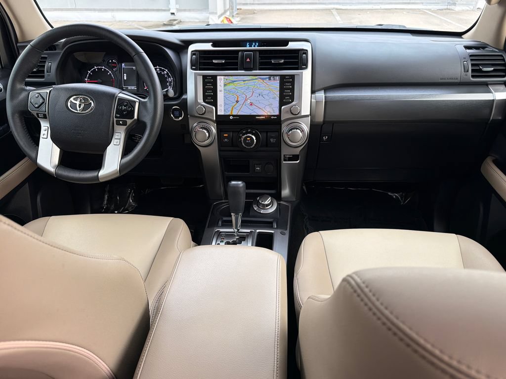 Used 2022 Toyota 4Runner SR5 Premium w/ Moonroof Package AWD/4WD image 17