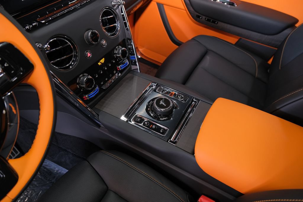 Used 2026 Rolls-Royce Cullinan AWD/4WD image 42