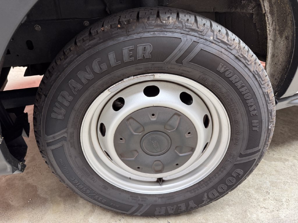 Certified 2023 Ford Transit 250 Low Roof RWD image 31