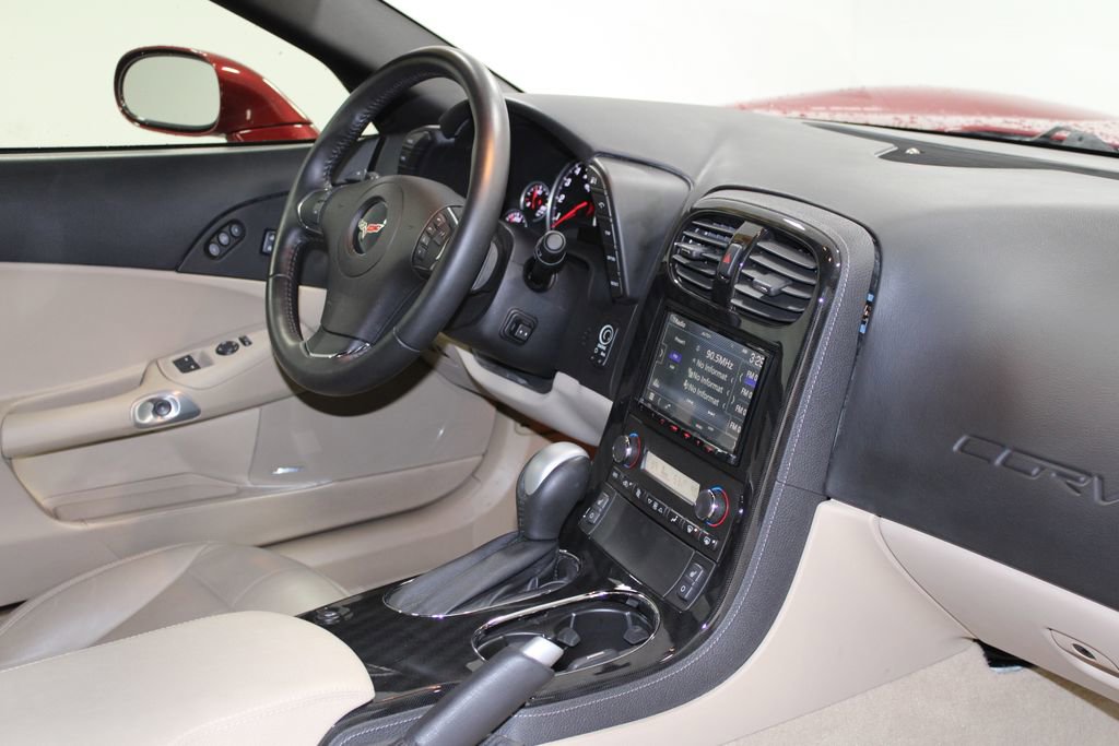 Used 2013 Chevrolet Corvette Coupe w/ 3LT Preferred Equipment Group image 25