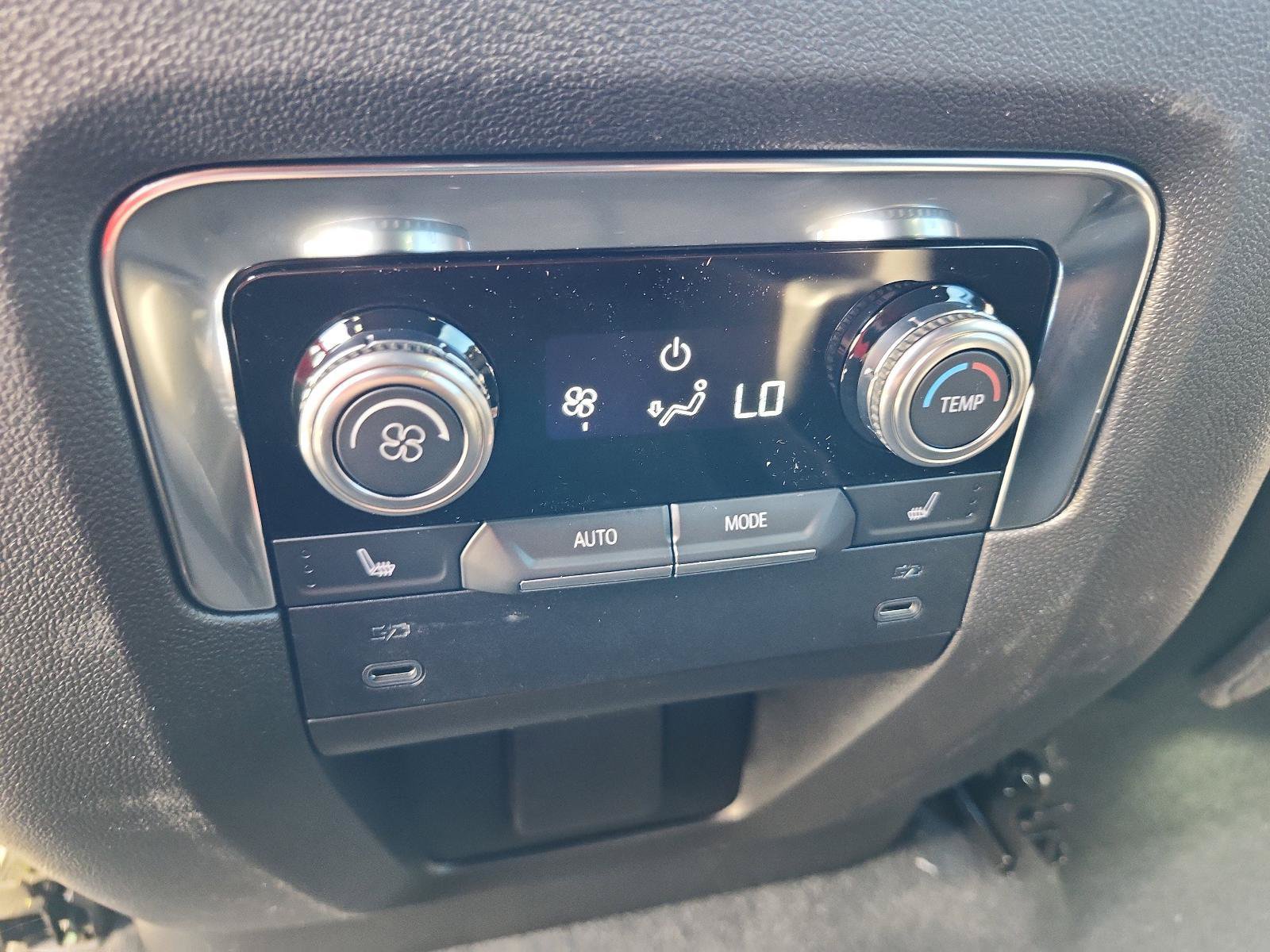 New 2026 GMC Yukon XL Denali w/ Sun & Power Step Package AWD/4WD image 10