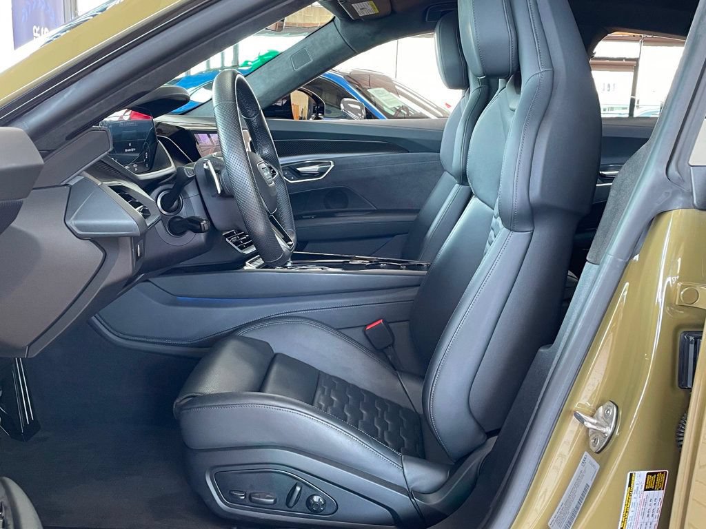 Used 2024 Audi e-tron GT Prestige w/ Prestige Package AWD/4WD image 11