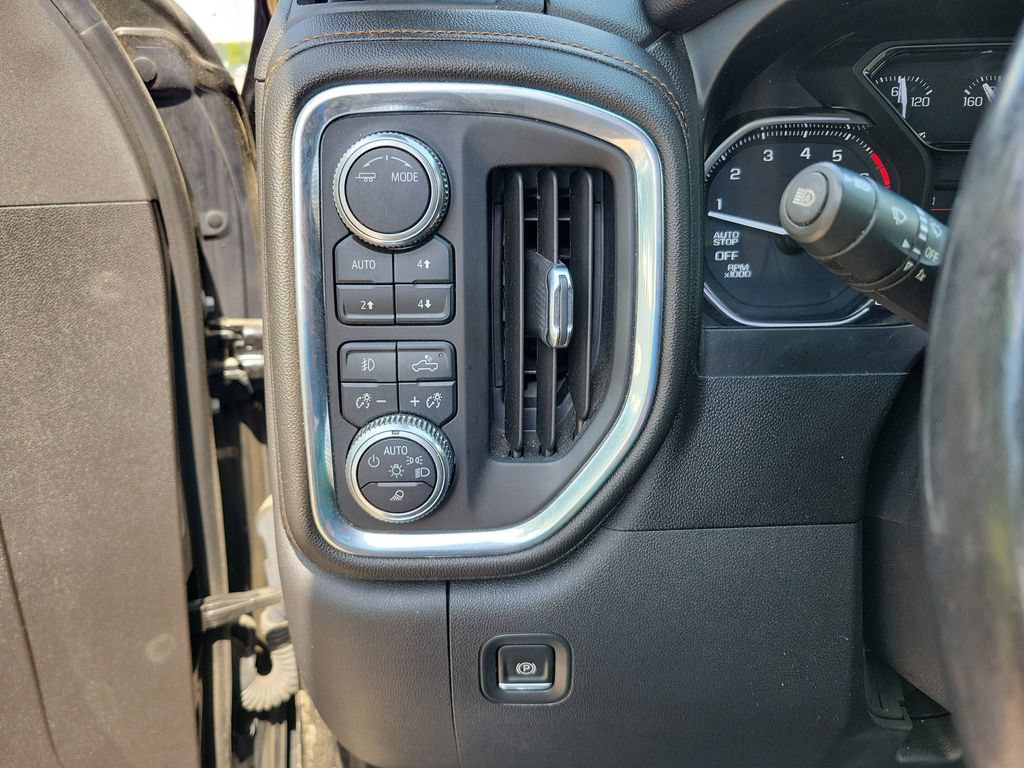 Used 2021 GMC Sierra 1500 AT4 w/ AT4 Value Package AWD/4WD image 22