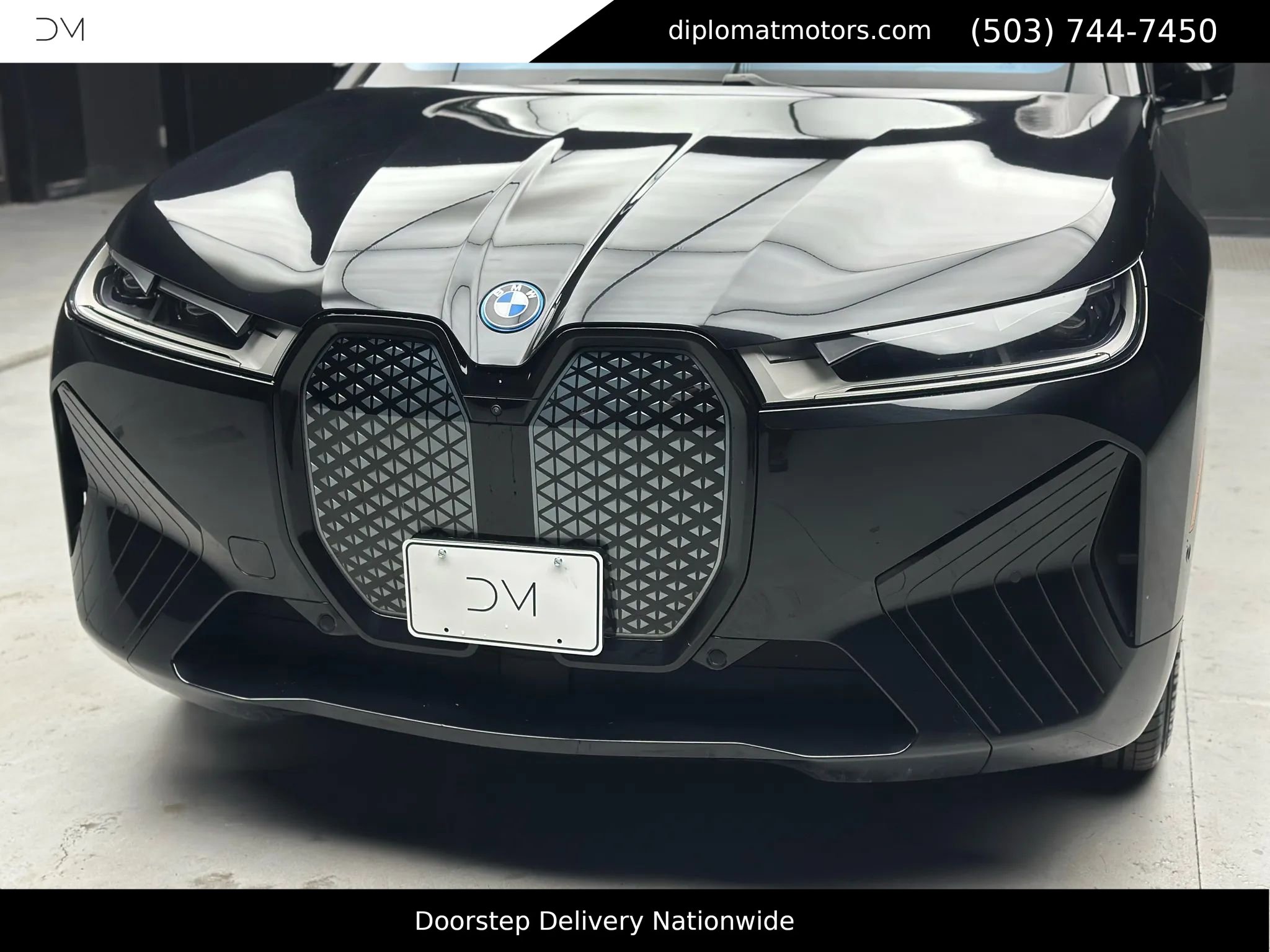 Used 2024 BMW iX xDrive50 w/ Sport Package image 14