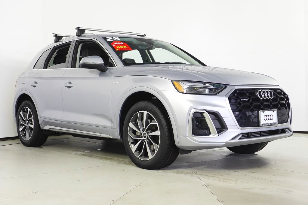 Used 2023 Audi Q5 2.0T Premium w/ Convenience Package image 4