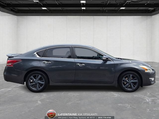 Used 2013 Nissan Altima 2.5 SL w/ Technology Pkg FWD image 6
