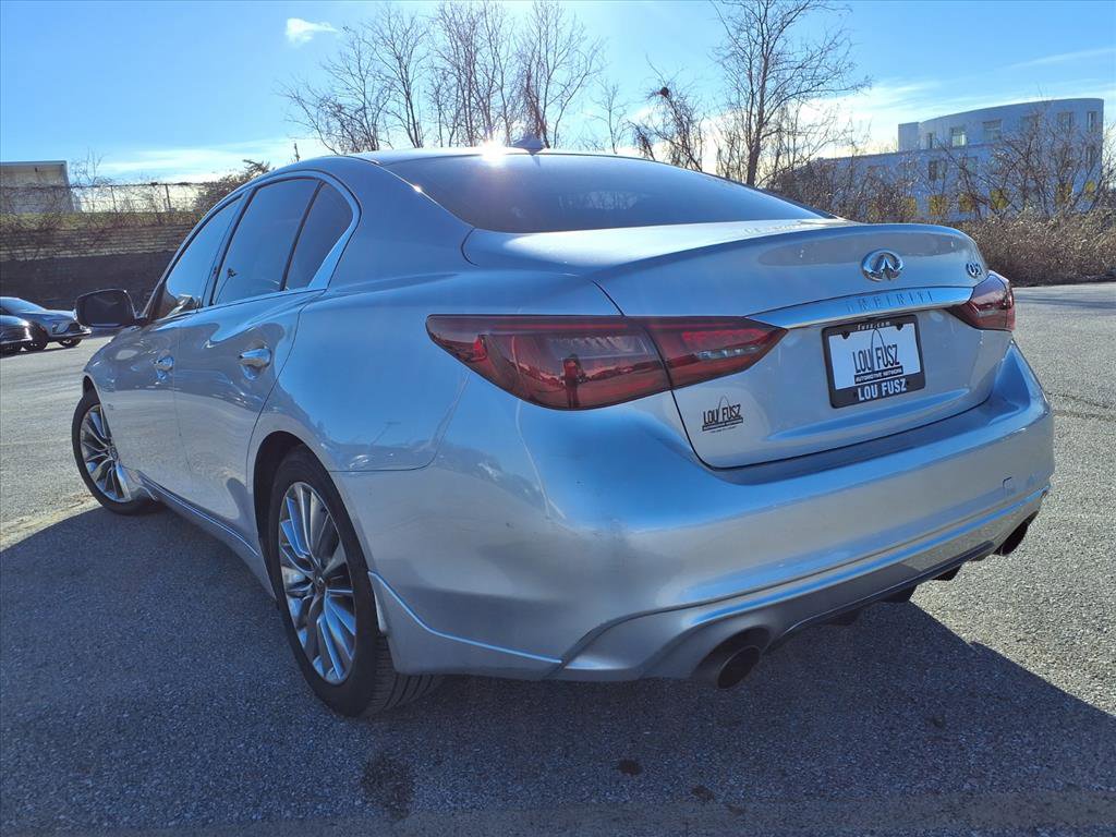 Used 2018 INFINITI Q50 Luxe w/ Cargo Package (L95) image 32