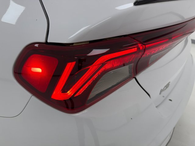 Used 2023 Kia K5 GT-Line image 8