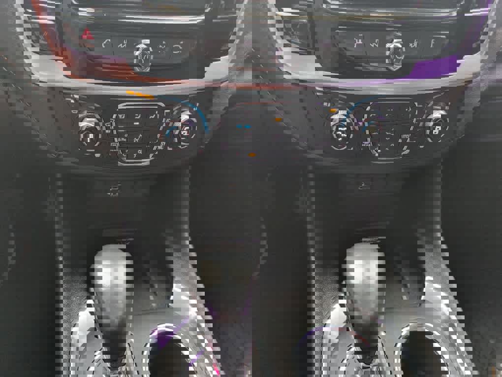 Used 2021 Chevrolet Traverse Premier w/ LPO, Floor Liner Package image 12