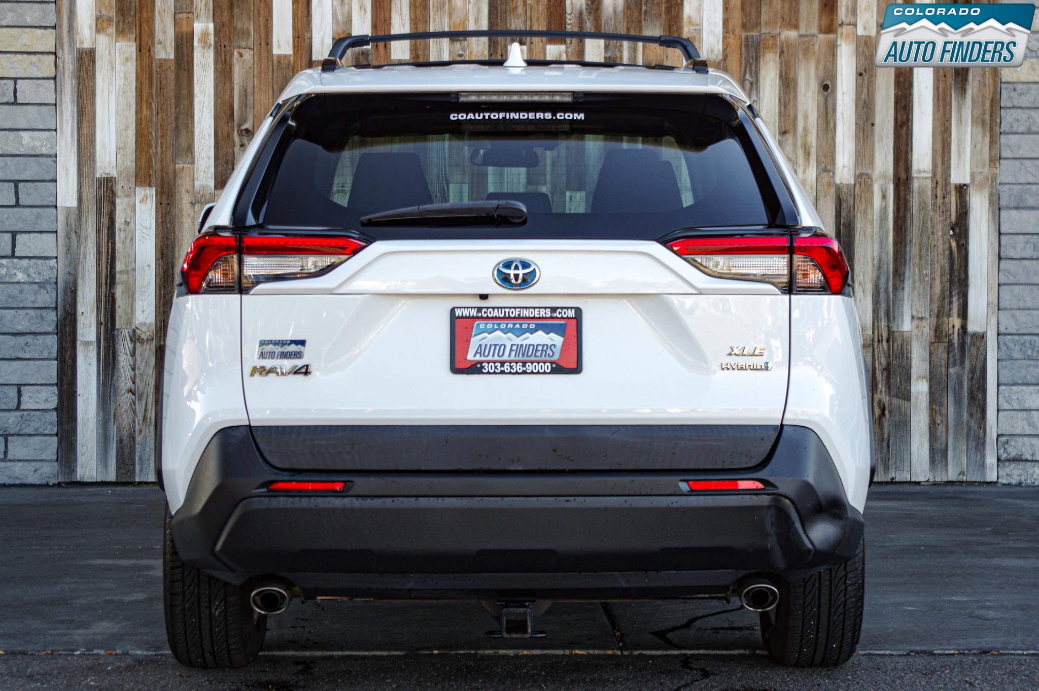 Used 2020 Toyota RAV4 XLE w/ Convenience Package image 5