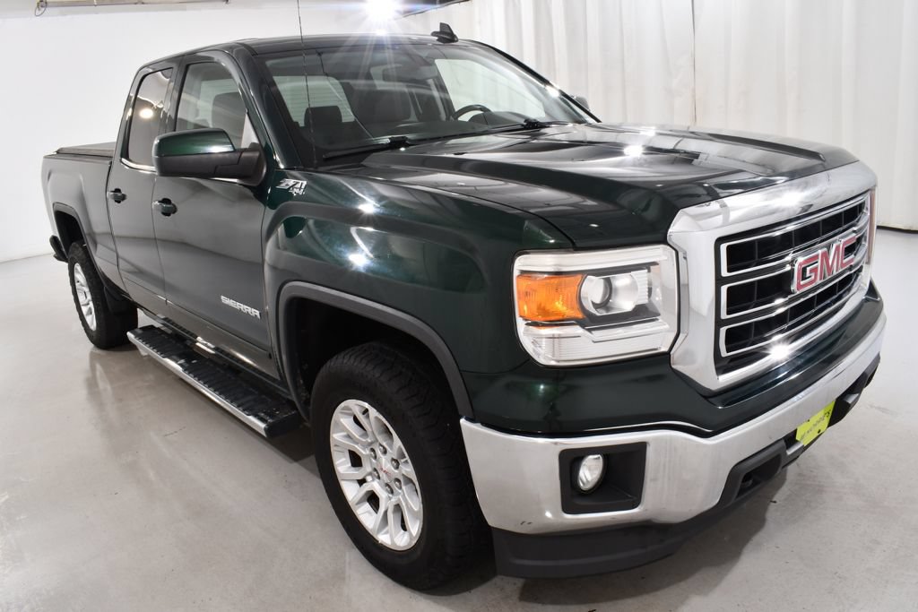 Used 2015 GMC Sierra 1500 SLE w/ SLE Value Package AWD/4WD image 5
