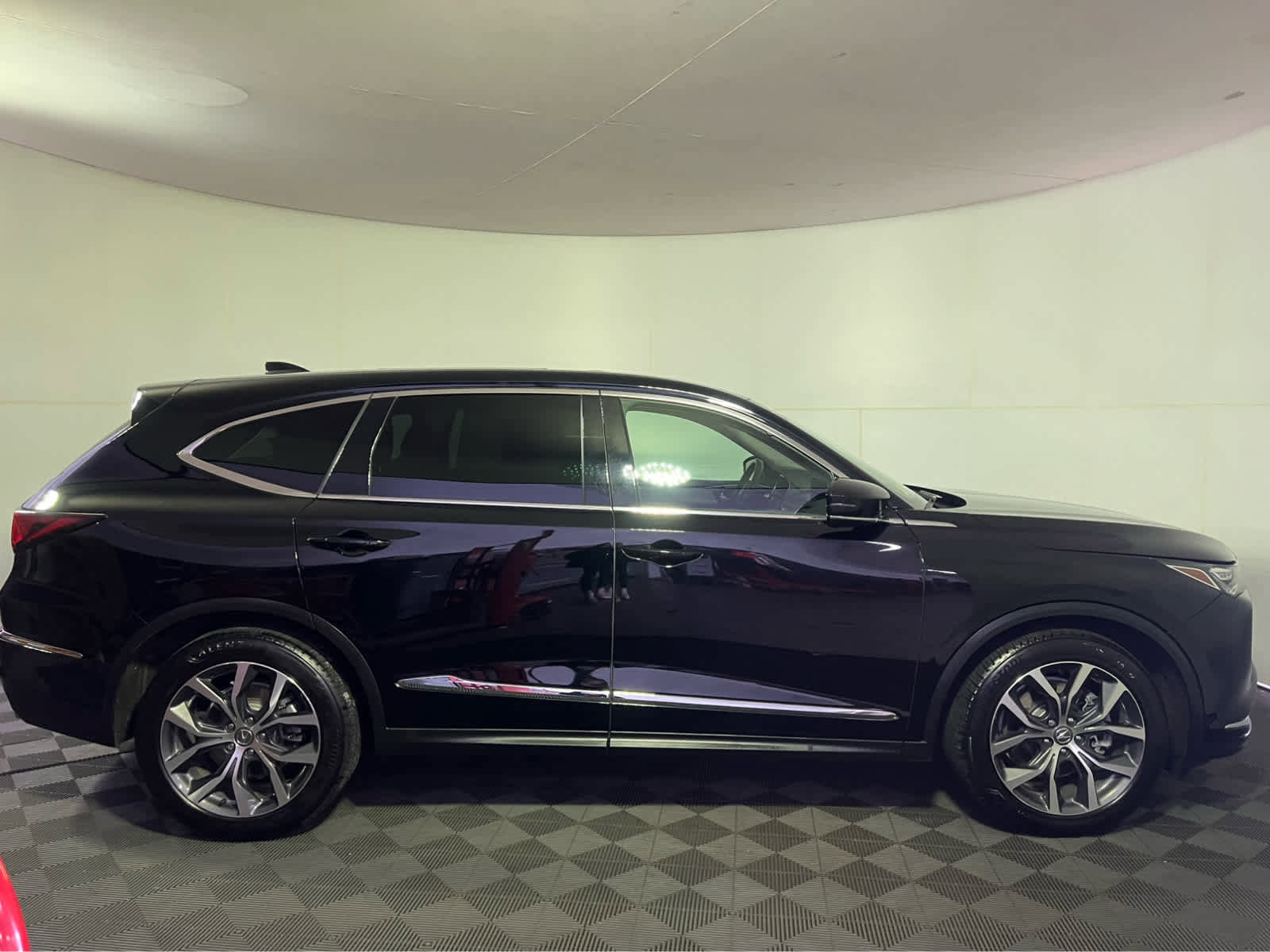 Certified 2023 Acura MDX SH-AWD w/ Technology Package image 8