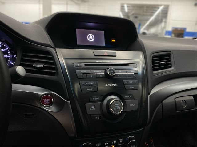 Used 2015 Acura ILX w/ Premium Package FWD image 31