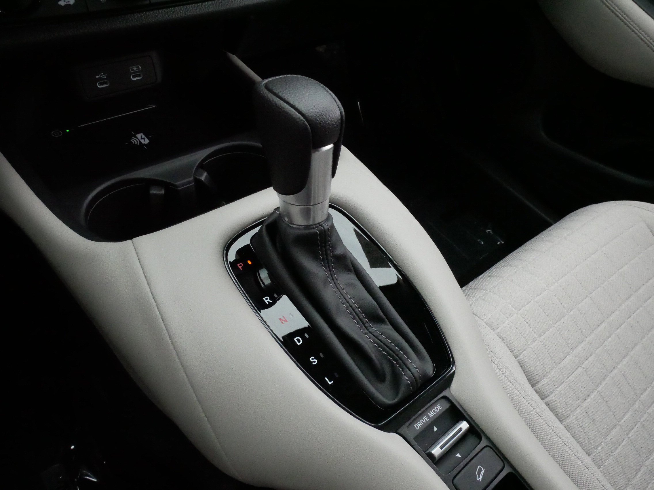 Certified 2026 Honda HR-V LX image 24