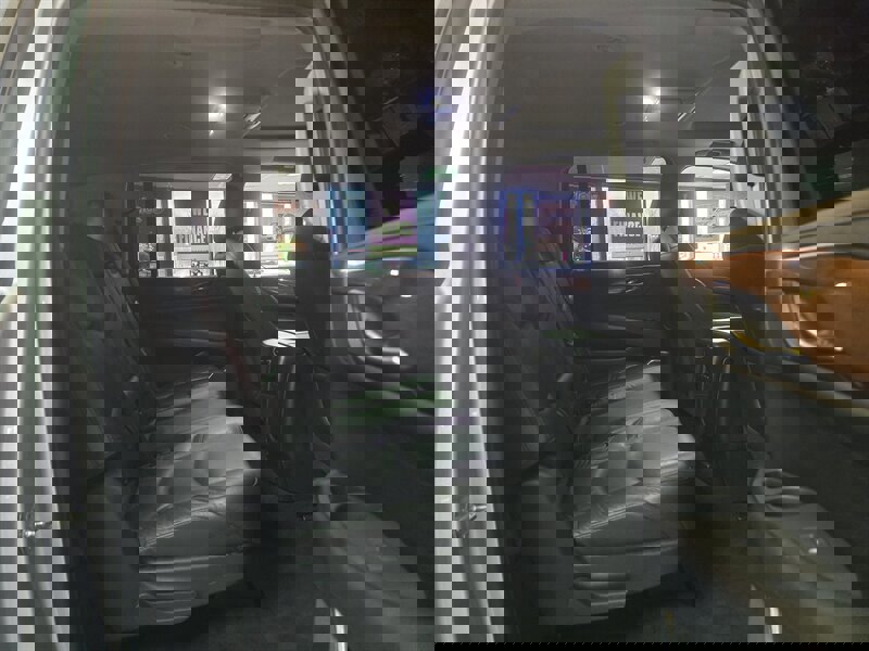 Used 2017 Cadillac Escalade ESV Premium Luxury image 22