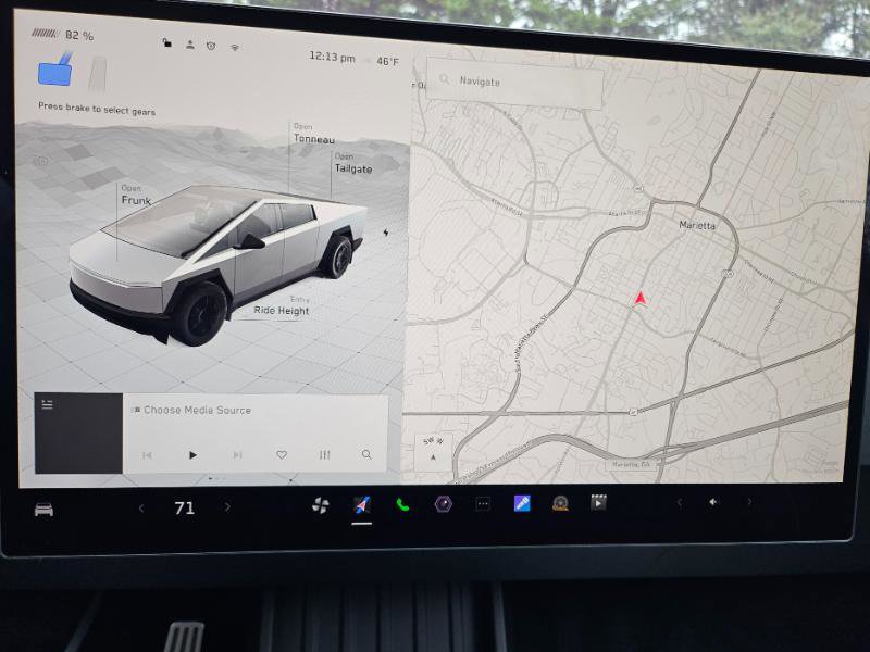 Used 2025 Tesla Cybertruck AWD Crew Cab image 45