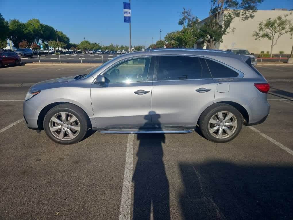 Used 2016 Acura MDX w/ Advance & Entertainment Pkg AWD/4WD image 4