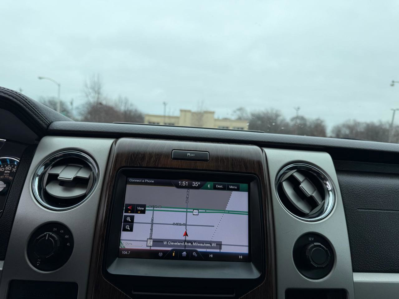 Used 2013 Ford F150 Lariat w/ Luxury Equipment Group image 13