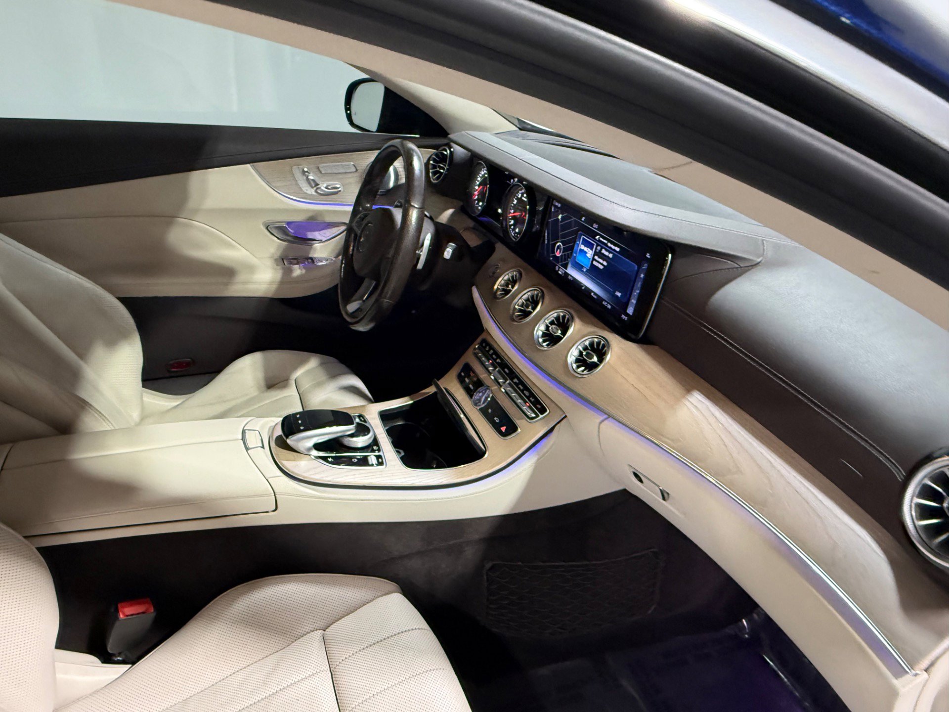 Used 2018 Mercedes-Benz E 400 4MATIC Coupe image 56