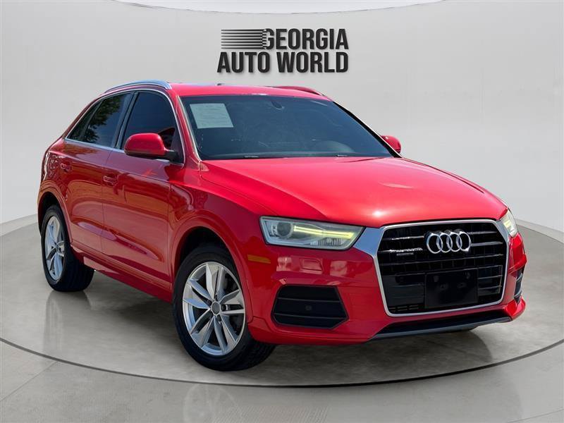 Used 2017 Audi Q3 2.0T Premium Plus w/ Premium Plus Package AWD/4WD image 2