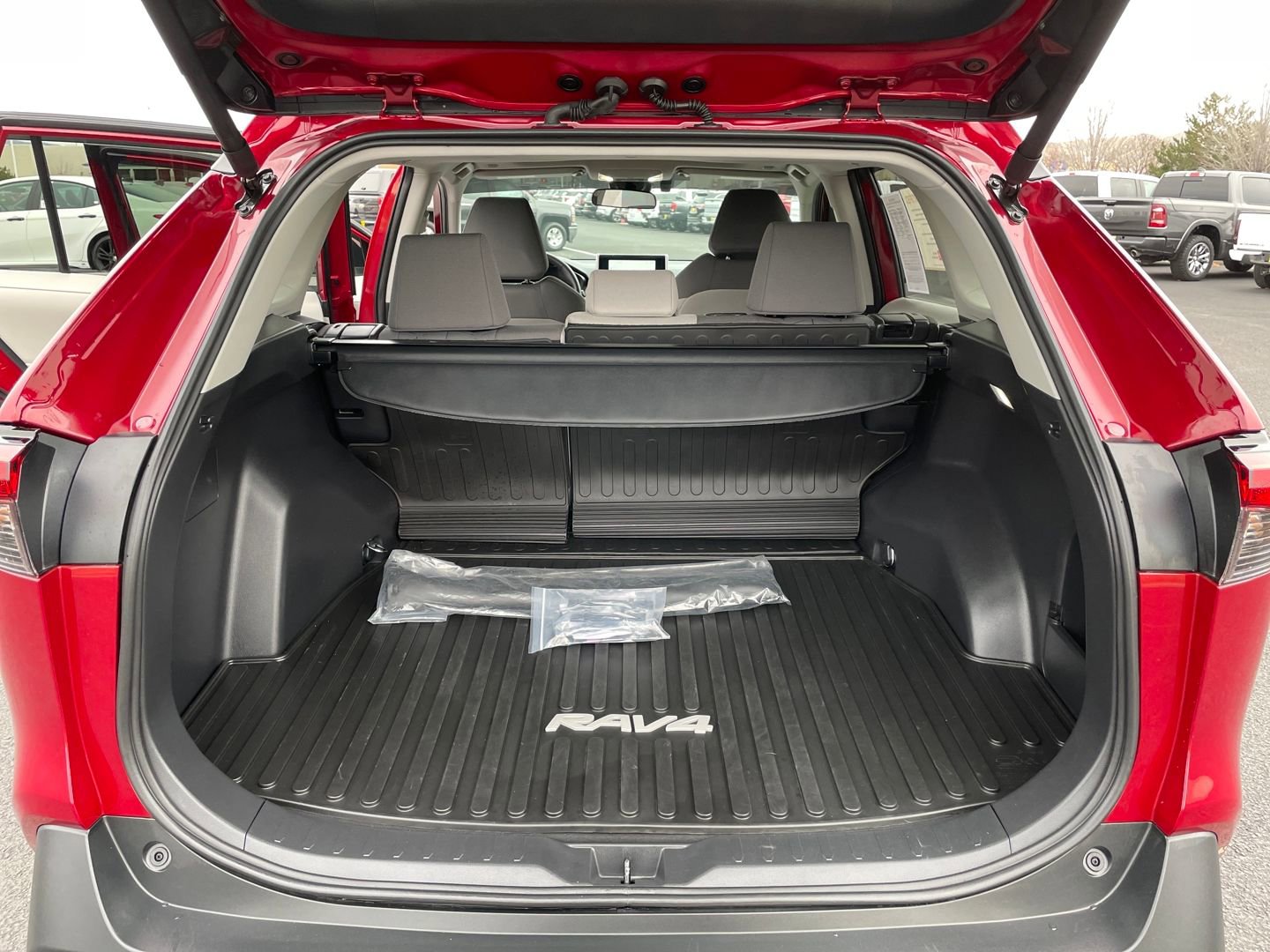 Certified 2025 Toyota RAV4 XLE w/ Convenience Package image 16