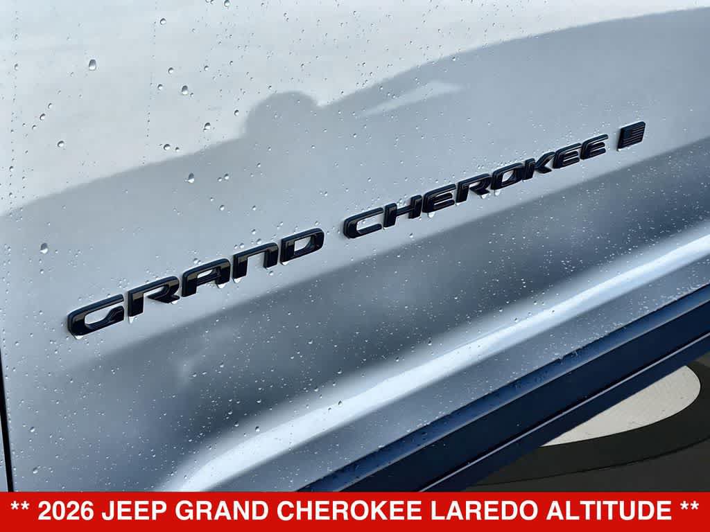 New 2026 Jeep Grand Cherokee Altitude AWD/4WD image 9