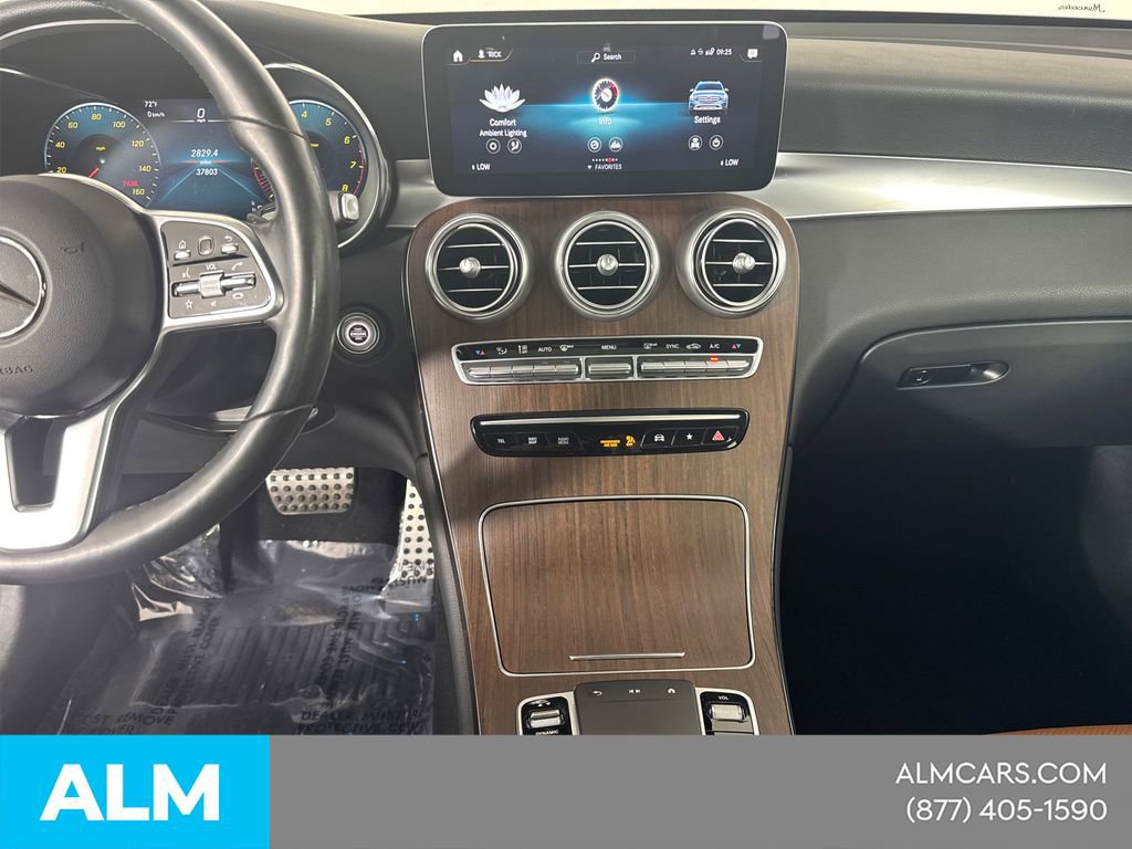 Used 2021 Mercedes-Benz GLC 300 4MATIC image 33