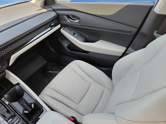 Used 2026 Honda Accord EX-L image 19