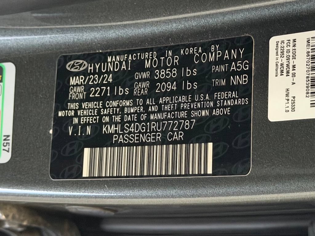 Certified 2024 Hyundai Elantra SEL w/ Convenience Package FWD image 27