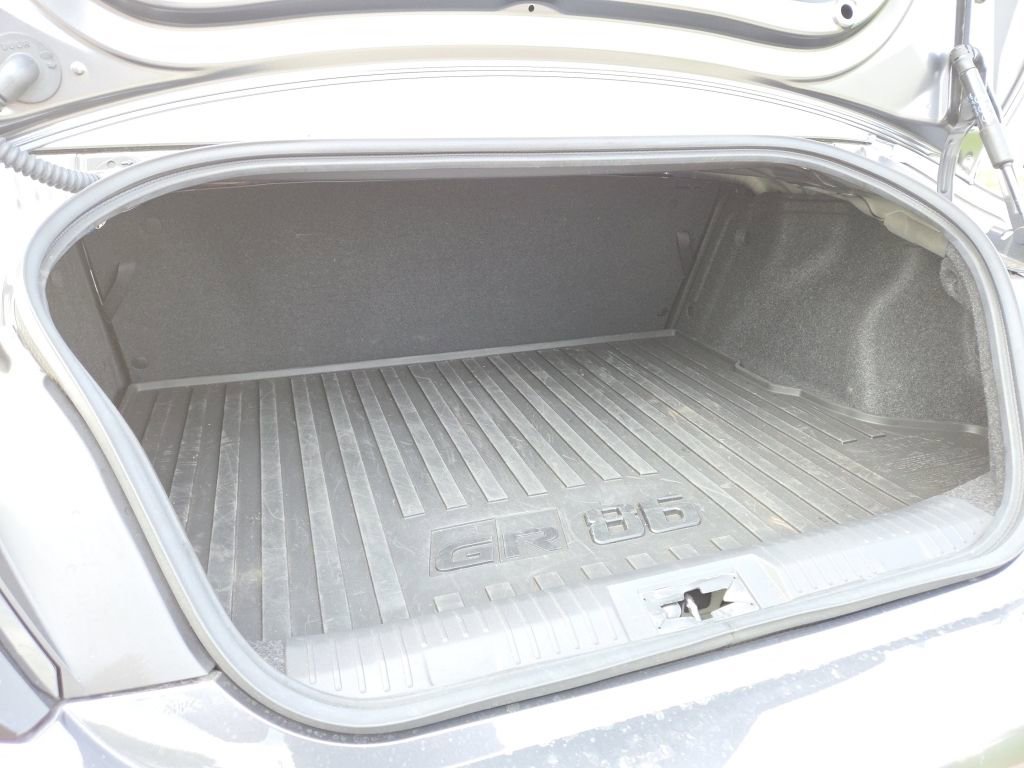 Used 2023 Toyota GR86 Premium w/ ALL Weather Mat Package (TMS) RWD image 18