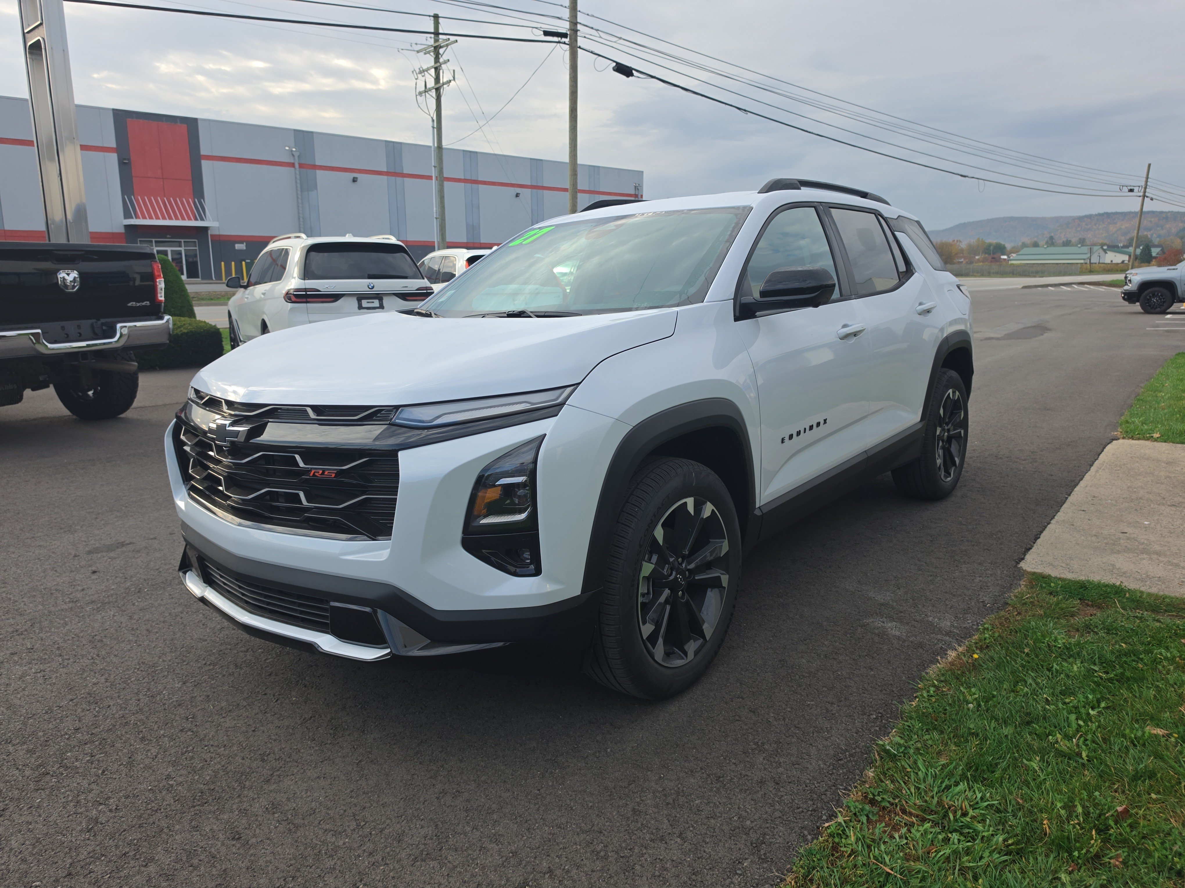 New 2027 Chevrolet Equinox RS w/ Safety and Technology Package AWD/4WD image 8