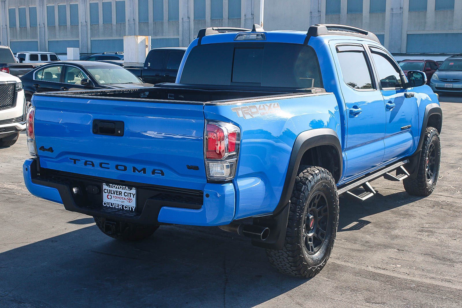 Certified 2021 Toyota Tacoma TRD Off-Road w/ TRD Premium Off Road Package AWD/4WD image 9