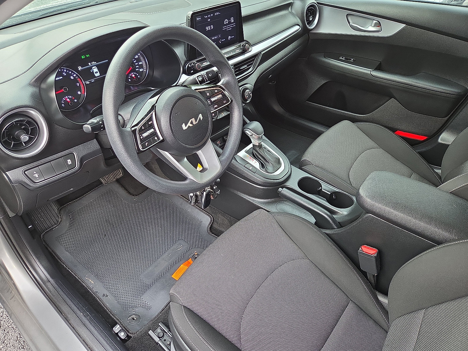 Used 2023 Kia Forte LXS FWD image 15