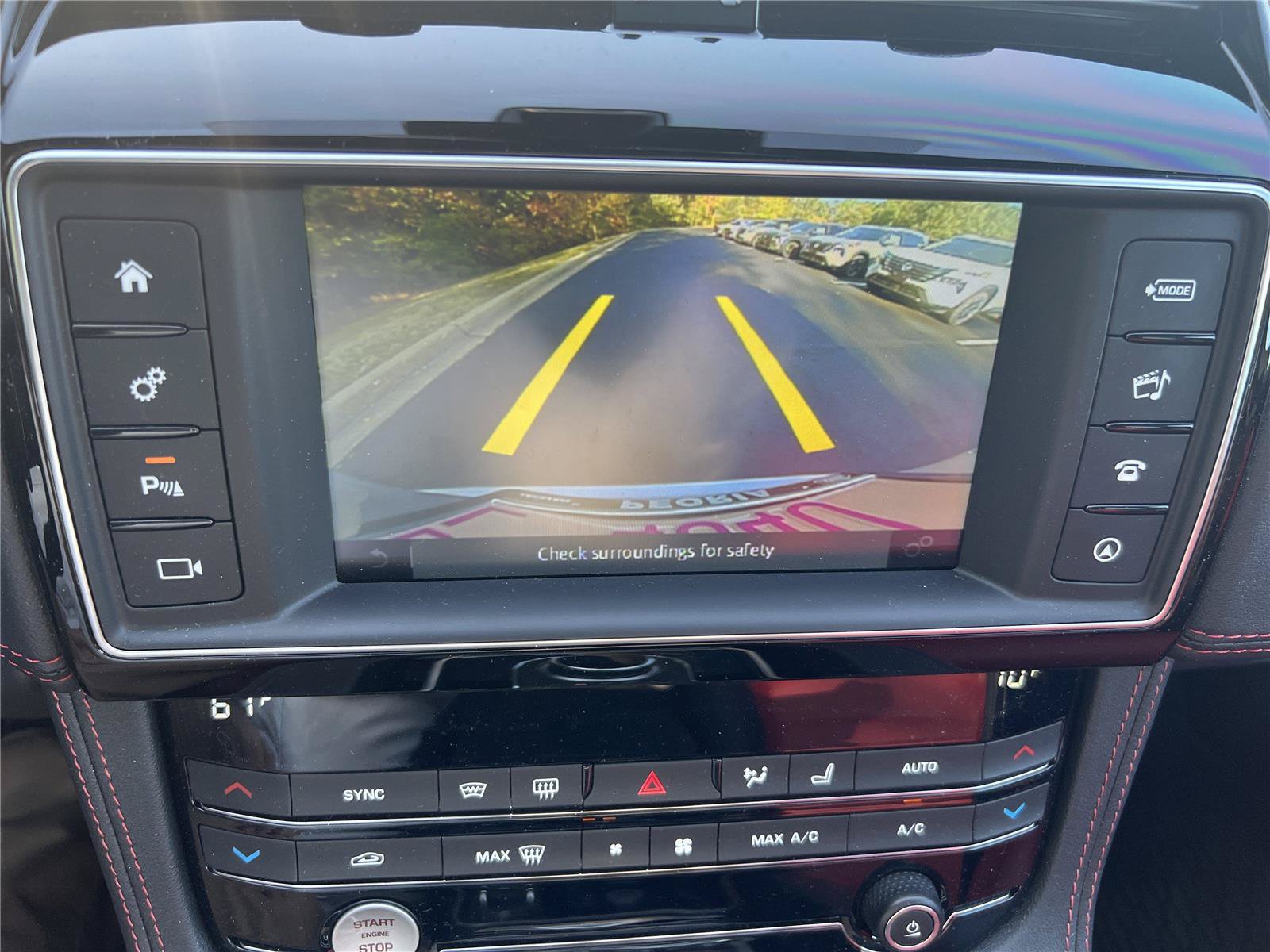 Used 2018 Jaguar F-PACE R-Sport AWD/4WD image 18
