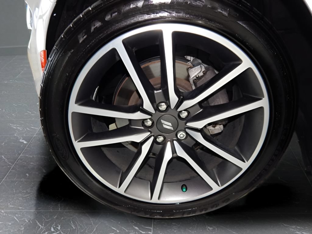 Used 2020 Dodge Charger R/T w/ Plus Group RWD image 23