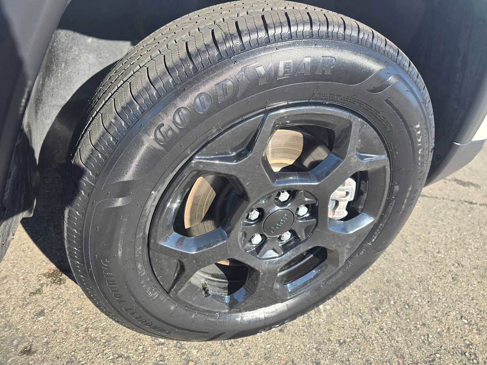 Used 2023 Jeep Compass Trailhawk image 9