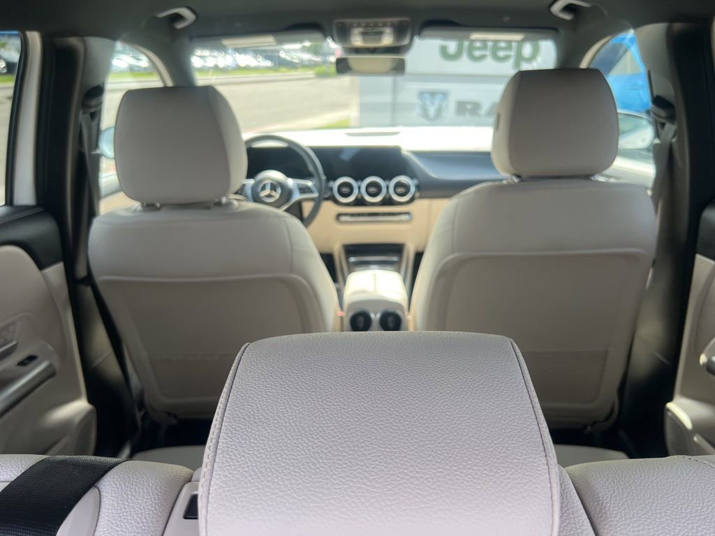Used 2025 Mercedes-Benz GLA 250 4MATIC image 47
