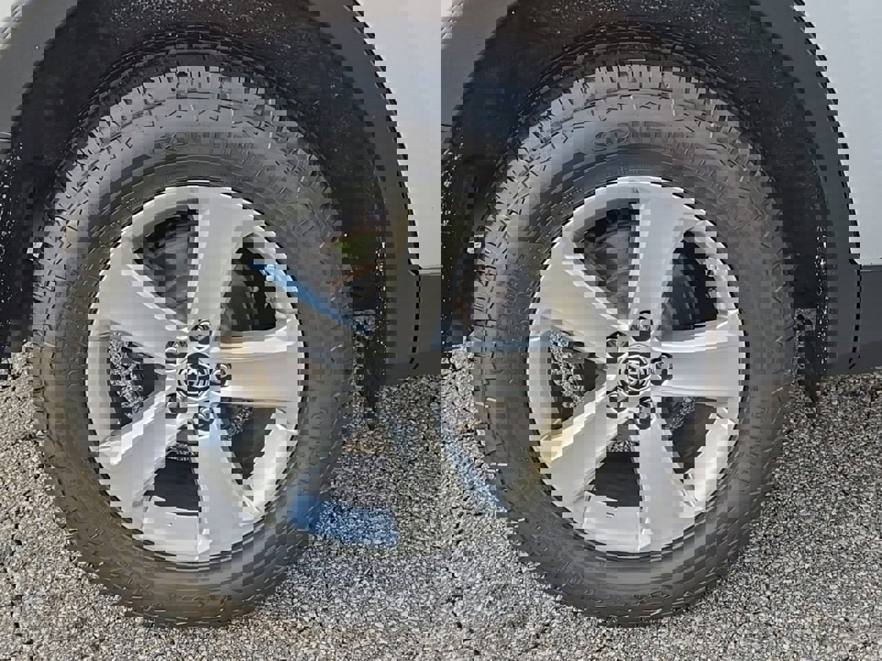 Used 2015 Toyota RAV4 XLE image 8