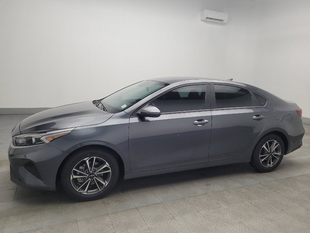 Used 2023 Kia Forte LXS w/ LXS Technology Package image 2