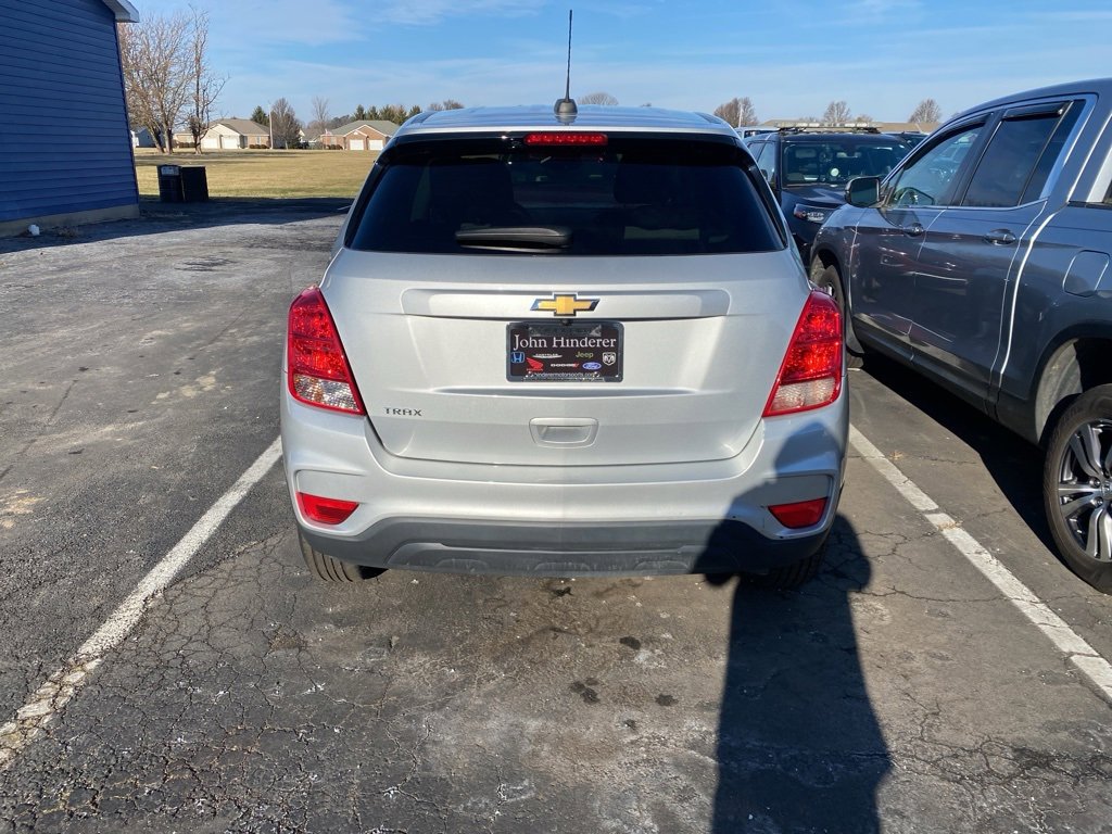 Used 2020 Chevrolet Trax LS w/ Tint and Cruise Package image 5