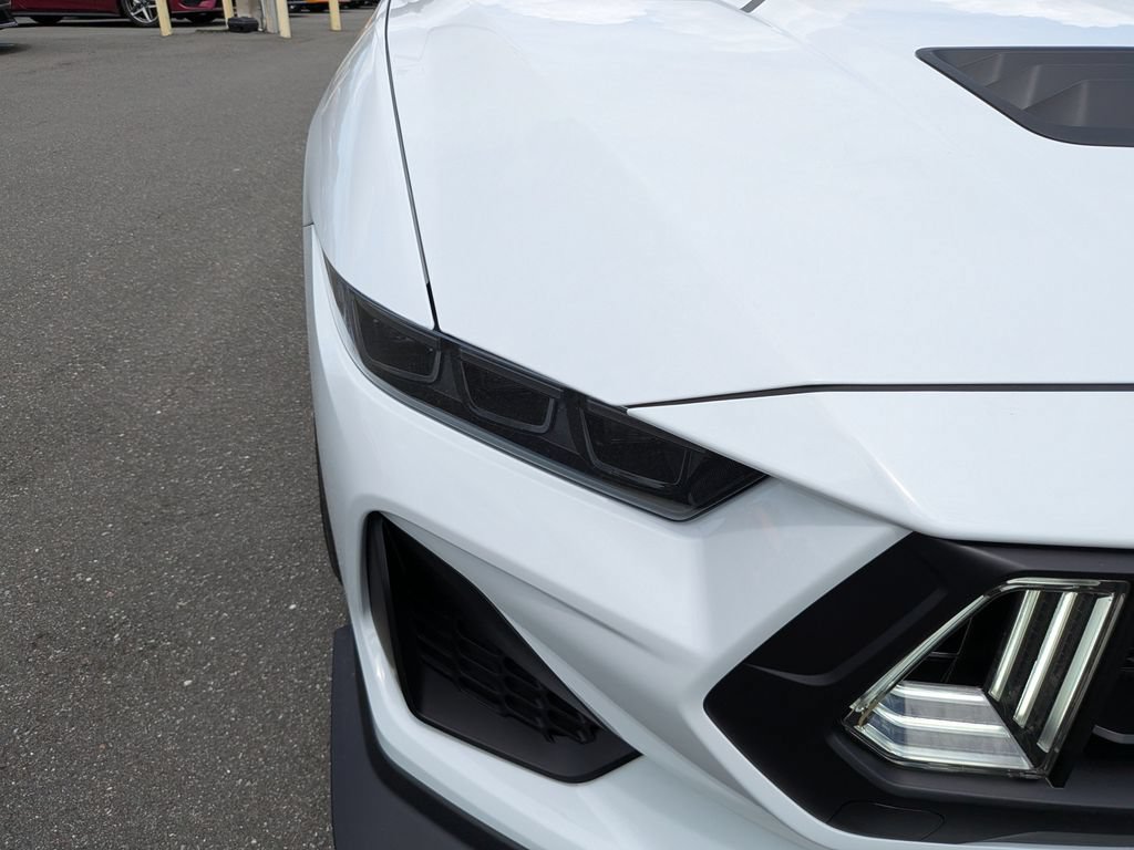 New 2026 Ford Mustang GT Premium w/ GT Performance Package RWD image 9