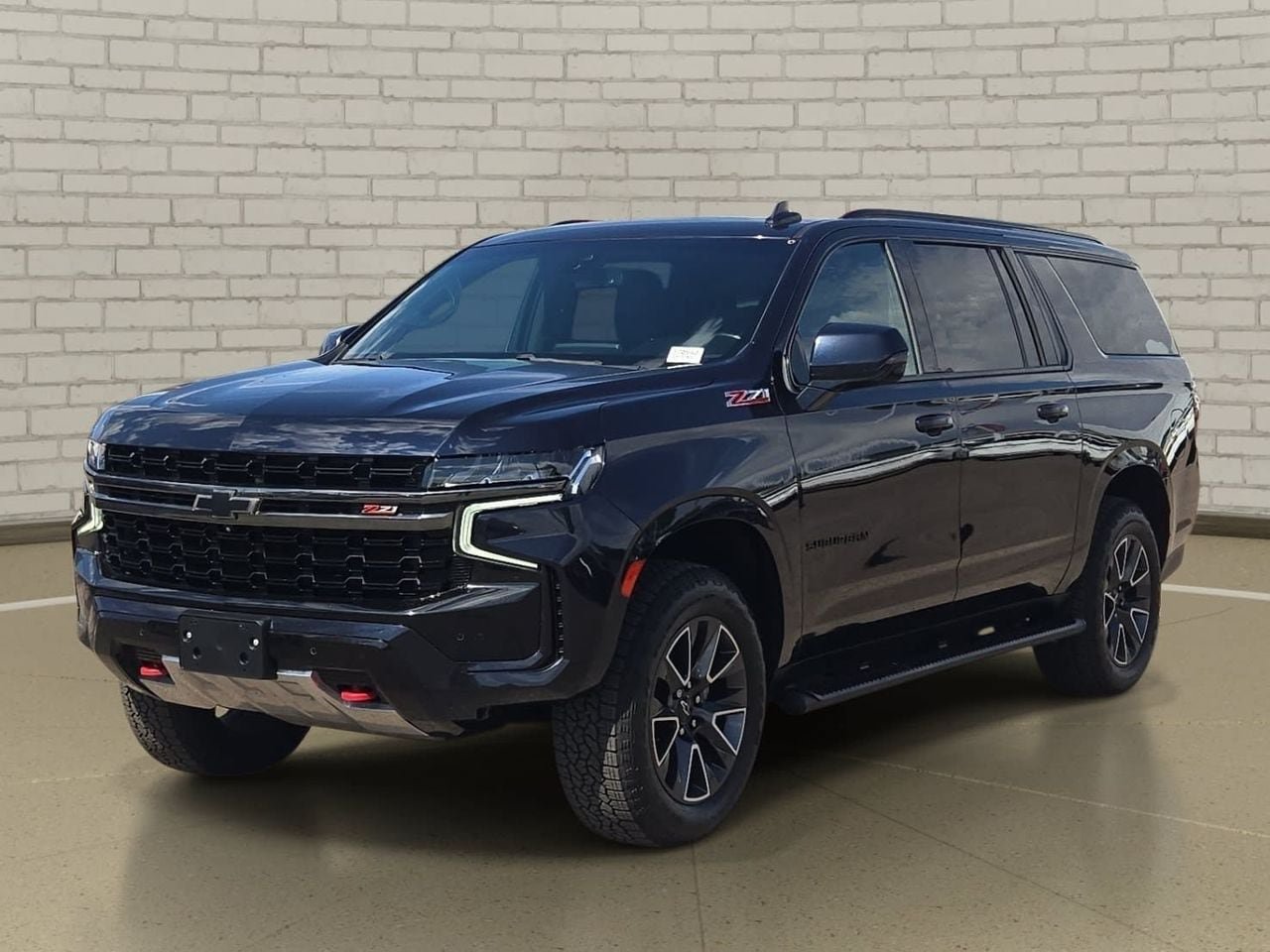Used 2022 Chevrolet Suburban Z71 w/ Off-Road Capability Package AWD/4WD image 1