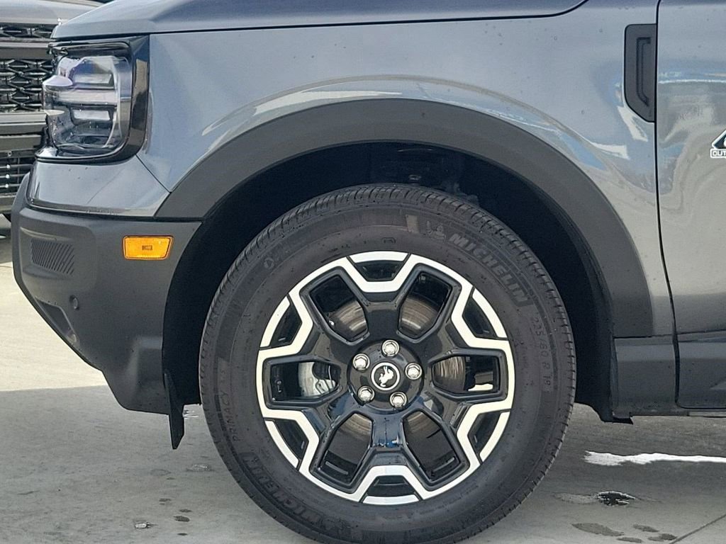 Used 2025 Ford Bronco Sport Outer Banks w/ Outer Banks Tech Package+ image 39